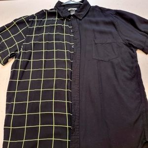 Guys Hot Topic shirt